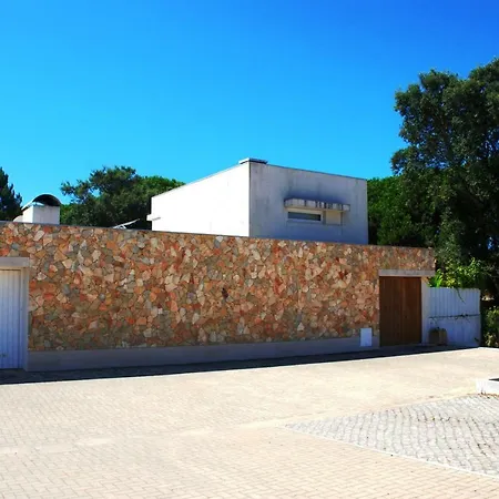 By Woods & Beach * Aldeia do Meco